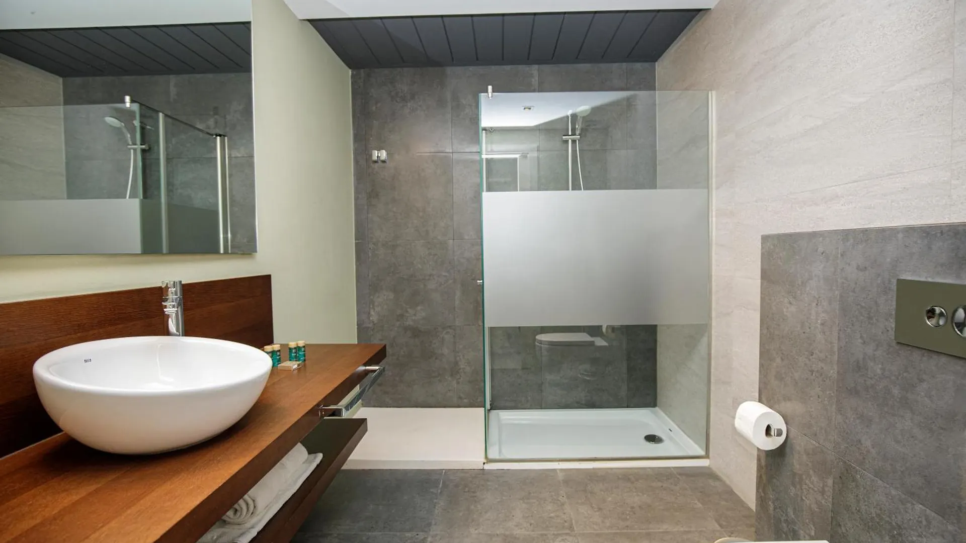 Les Clarisses Boutique Hotel 비크