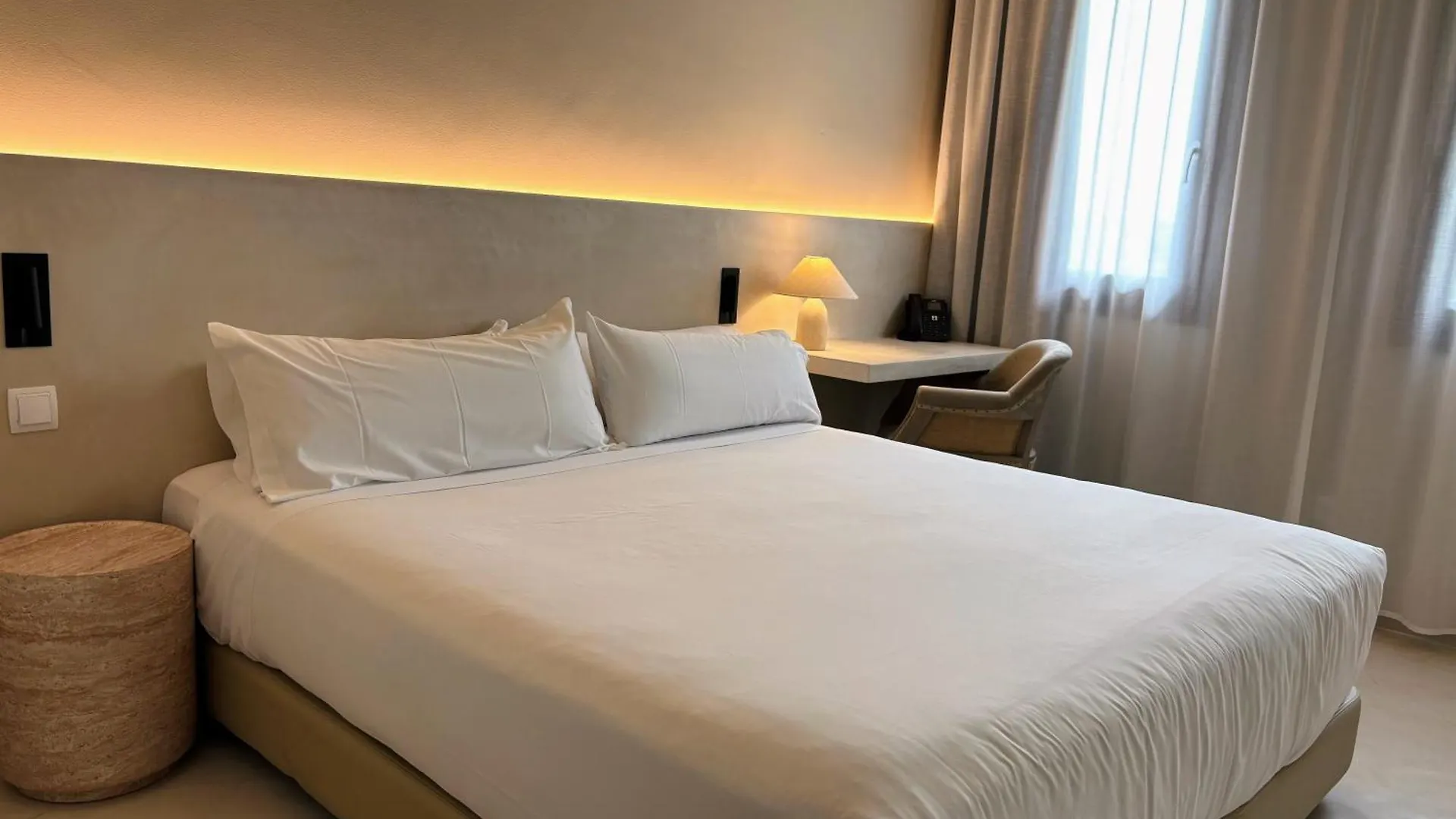 Les Clarisses Boutique Hotel 비크