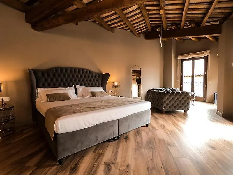 Les Clarisses Boutique Hotel 비크